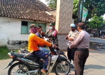 Tak Bermasker, Puluhan Orang Terjaring Dalam Operasi Yustisi Polsek Yustisi