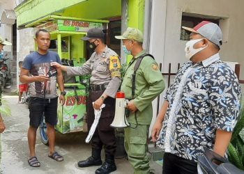 Berdayakan Patroli Harkamtibmas, BKTM Kelurahan Jamsaren  AIPTU MOH.ROFIQ, S.H Fokuskan Sasaran di Kawasan Padat Penduduk