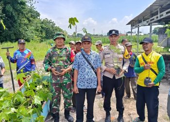 Pemprov Jatim Tinjau Lima TKD dan Lahan Pengganti di Manyaran Kediri