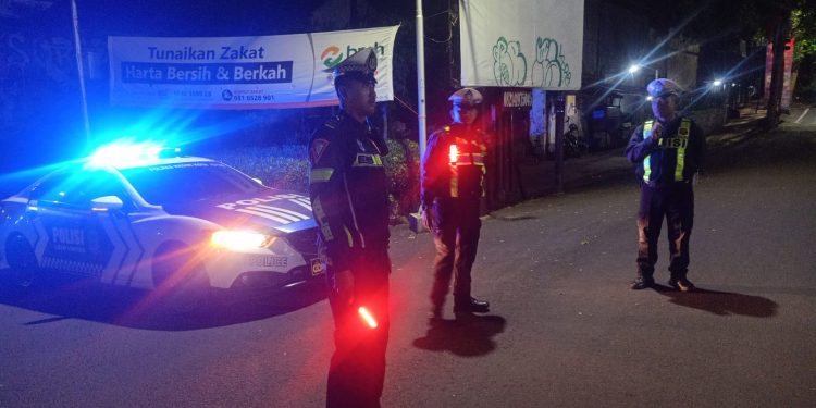 Laksanakan ops Pekat Semeru 2026, Polisi Jaga Arus Lalu Lintas dan Aktivitas Warga